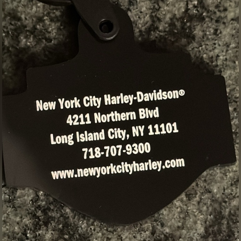 NYC Harley Davidson sticker & key chain - Picture 3 of 4